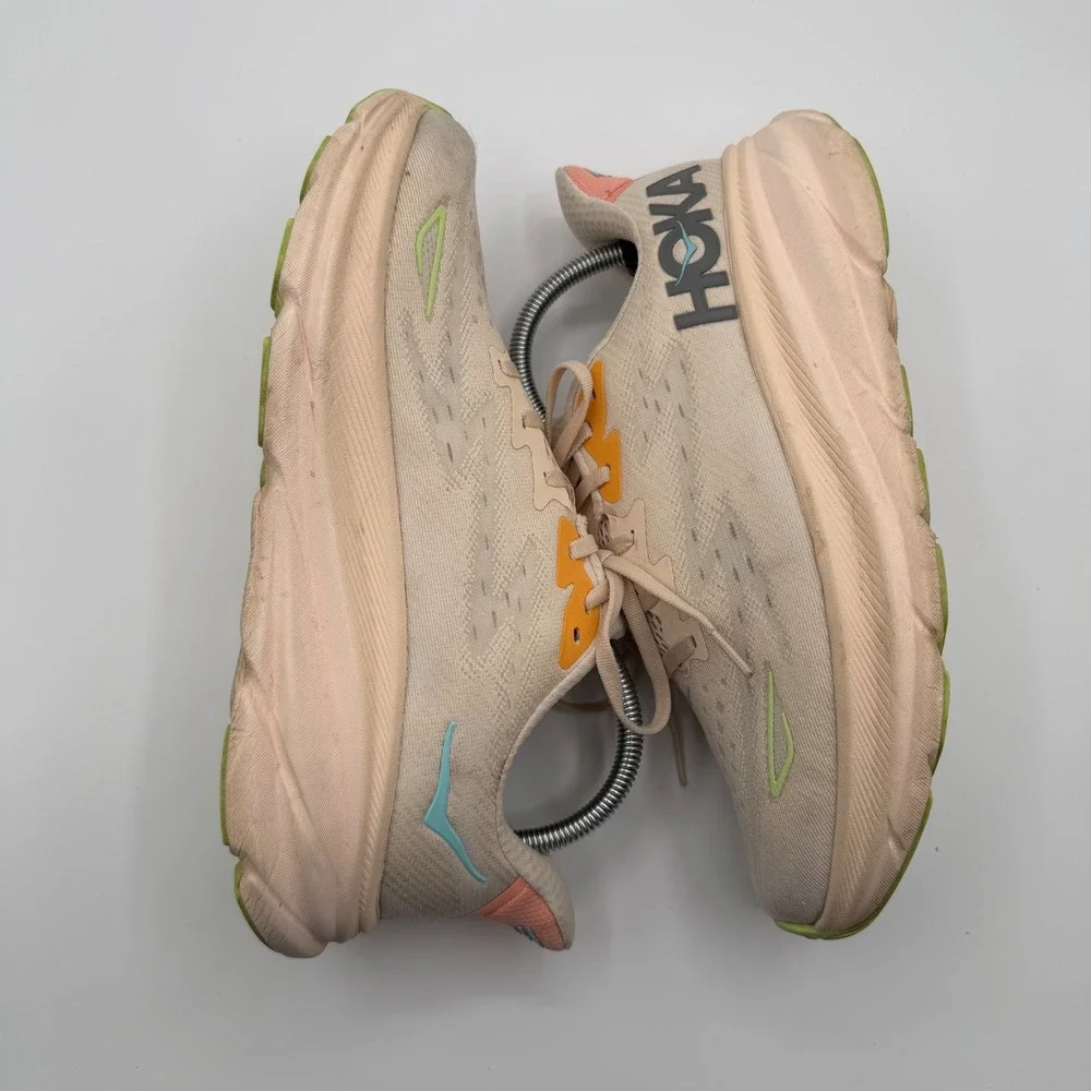 Hoka One One Clifton 9 Wide Running Shoes Womens 9D Eggnog Passion Fruit 1132211